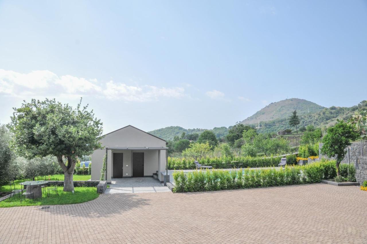 La Casa Dell'Alloro Zafferana Etnea Exterior foto