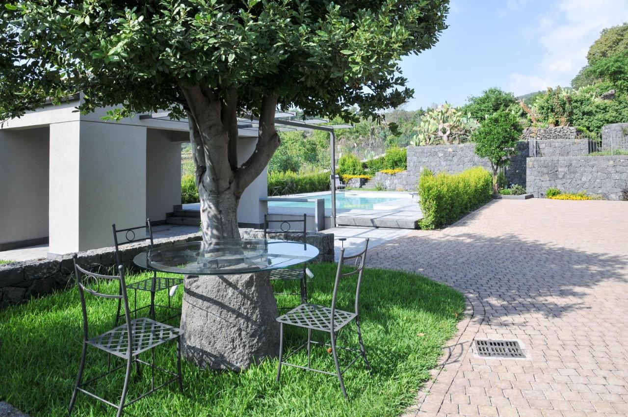 La Casa Dell'Alloro Zafferana Etnea Exterior foto