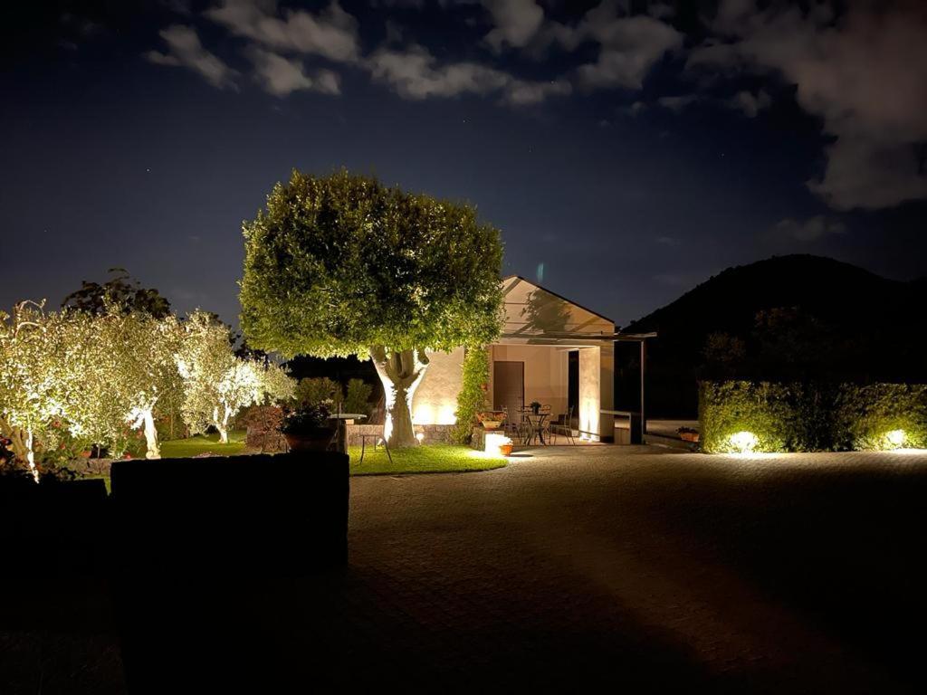 La Casa Dell'Alloro Zafferana Etnea Exterior foto